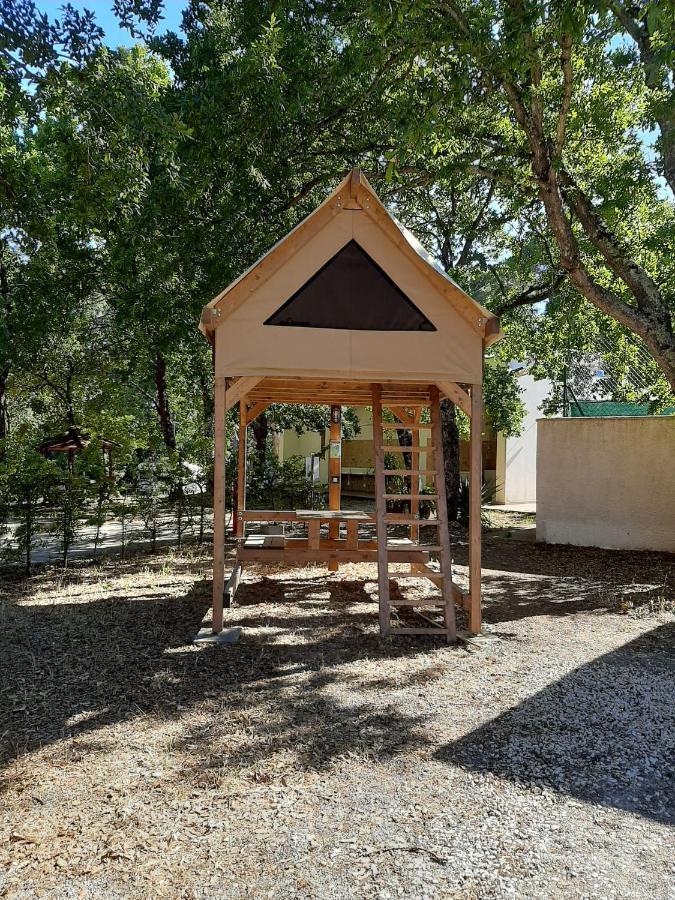 Villaggio Camping Bosco Selva Алберобело Екстериор снимка