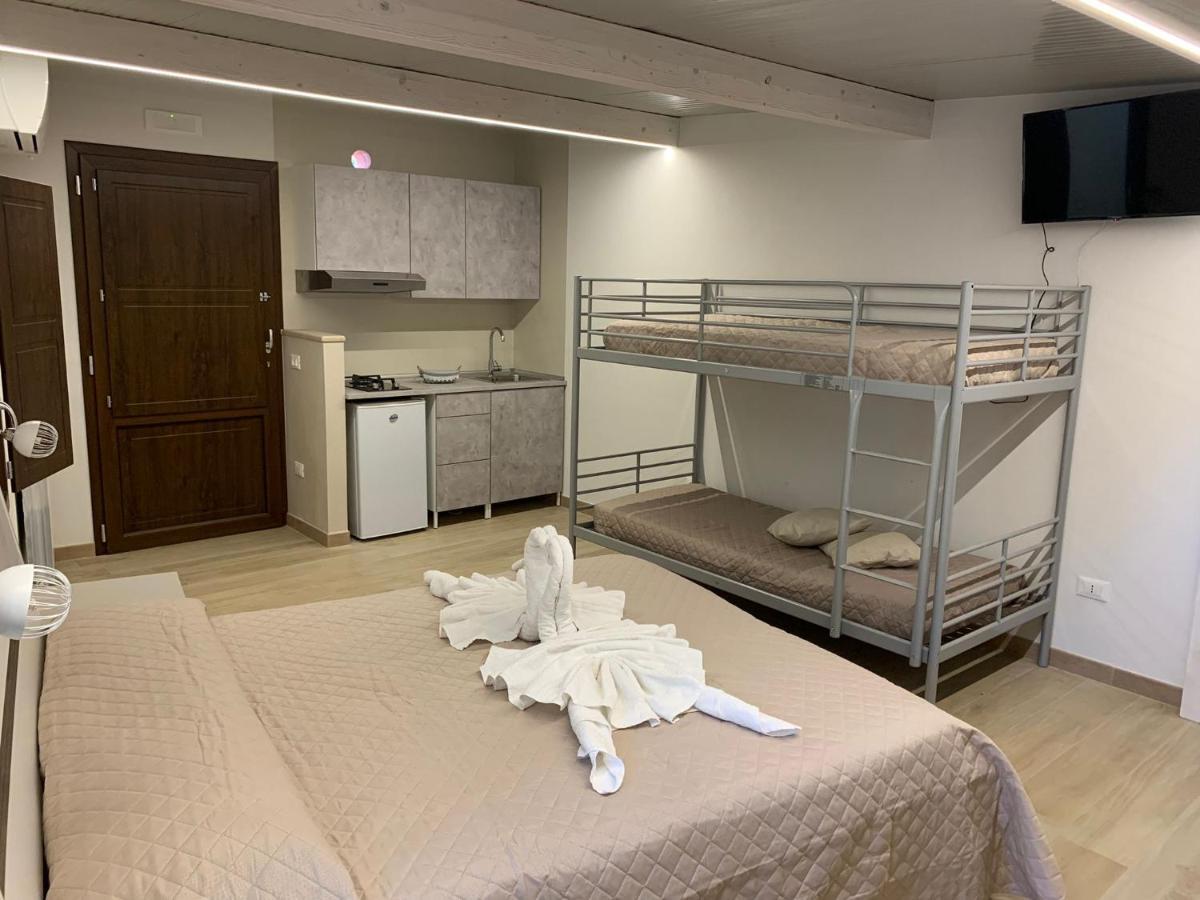 Villaggio Camping Bosco Selva Алберобело Екстериор снимка