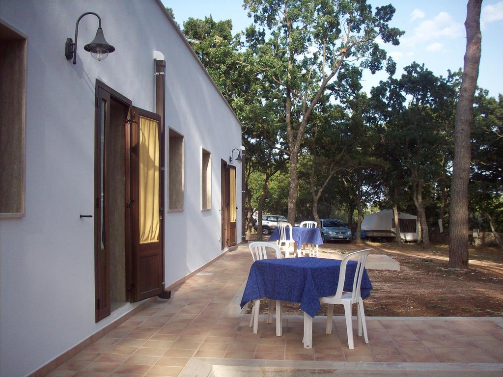 Villaggio Camping Bosco Selva Алберобело Екстериор снимка