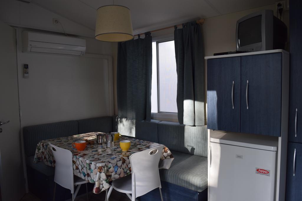Villaggio Camping Bosco Selva Алберобело Екстериор снимка