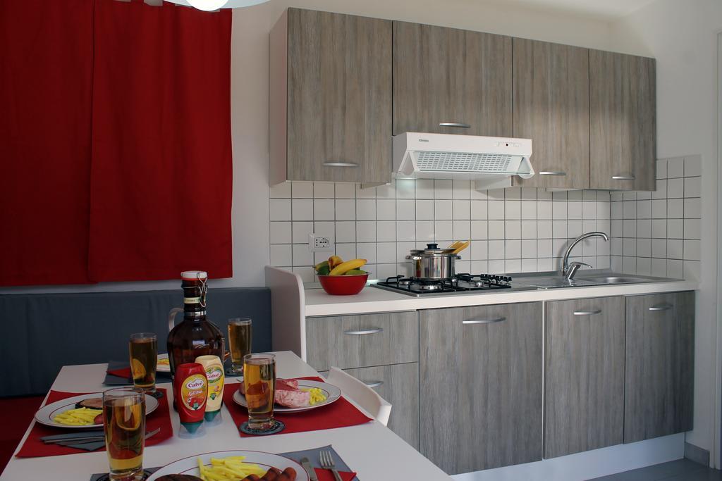 Villaggio Camping Bosco Selva Алберобело Екстериор снимка