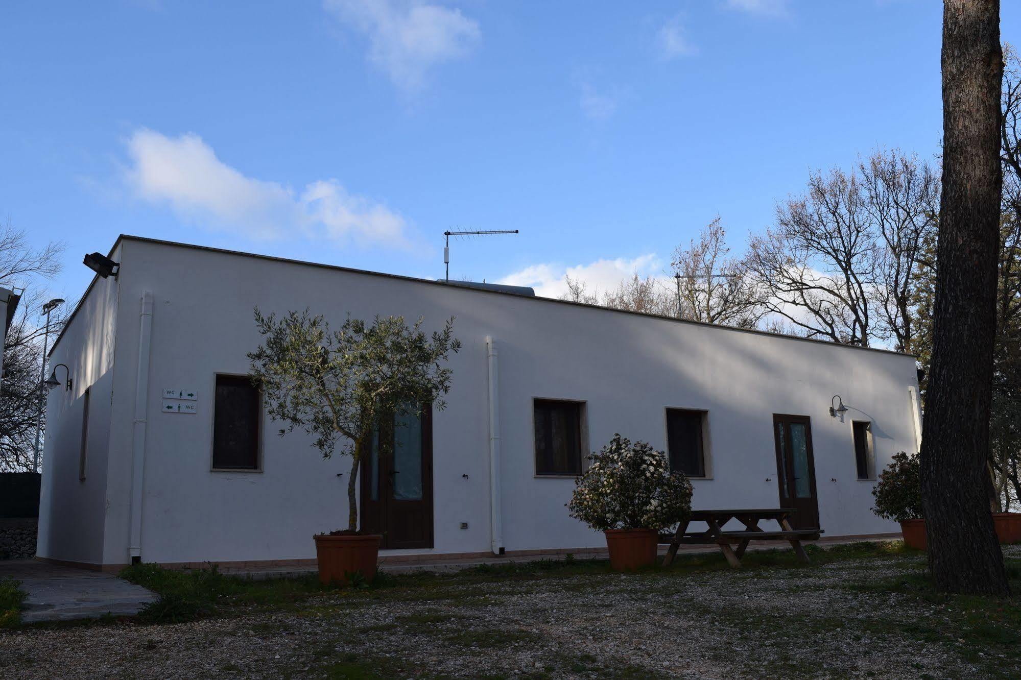 Villaggio Camping Bosco Selva Алберобело Екстериор снимка