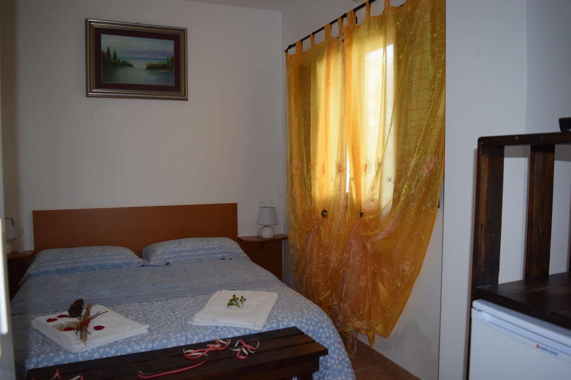 Villaggio Camping Bosco Selva Алберобело Екстериор снимка